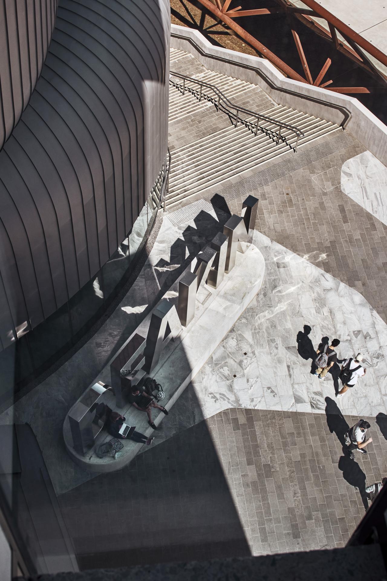 BIM建筑|迪肯大学法学院大楼 / 伍兹贝格 BIM建筑|迪肯大学法学院大楼 / 伍兹贝格