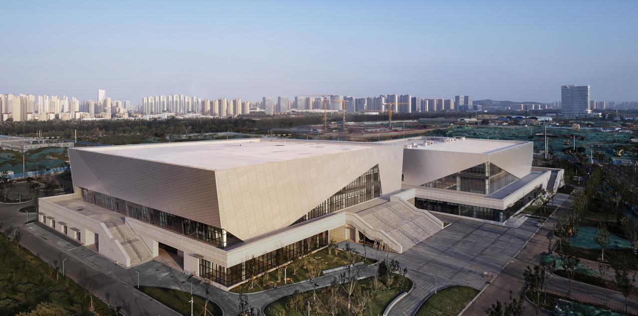 BIM建筑|济南山东第一医科大学文体中心 / 天津大学设计总院·顾志宏工作室 BIM建筑|济南山东第一医科大学文体中心 / 天津大学设计总院·顾志宏工作室