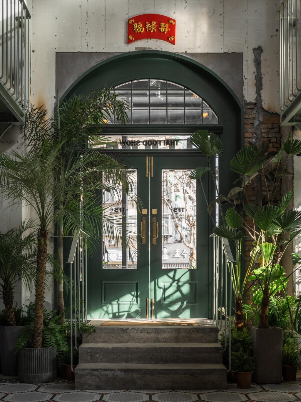 BIM建筑|工业建筑如何改造为泰式茶餐厅? / 三厘社triostudio BIM建筑|工业建筑如何改造为泰式茶餐厅? / 三厘社triostudio