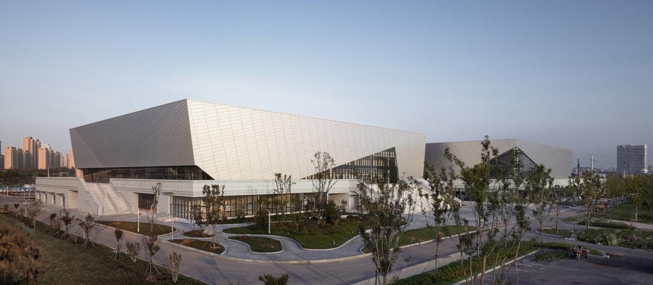 BIM建筑|济南山东第一医科大学文体中心 / 天津大学设计总院·顾志宏工作室 BIM建筑|济南山东第一医科大学文体中心 / 天津大学设计总院·顾志宏工作室