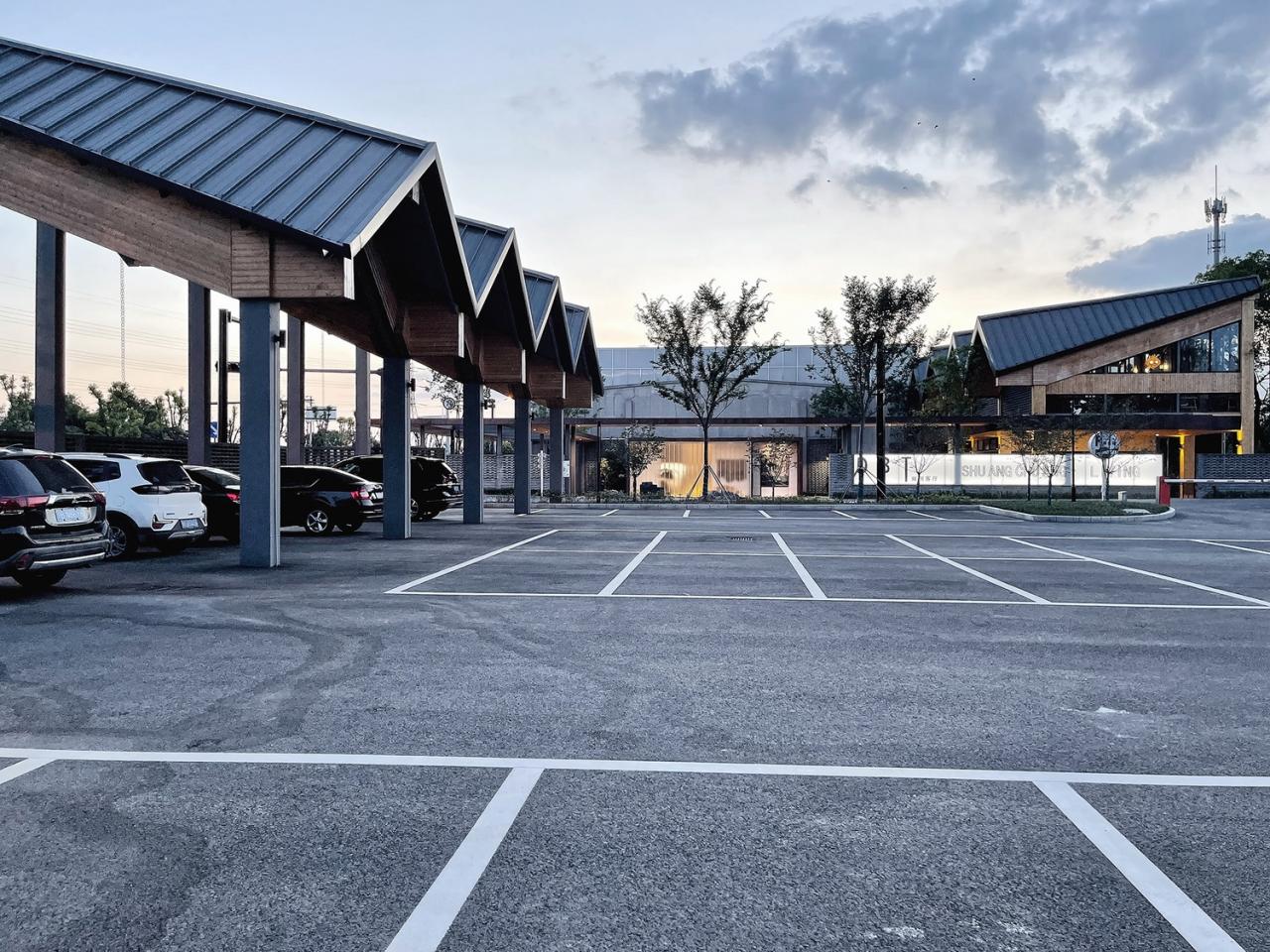 BIM建筑|桐乡东浜头村双创客厅改造 | 上海严旸建筑设计工作室 BIM建筑|桐乡东浜头村双创客厅改造 | 上海严旸建筑设计工作室