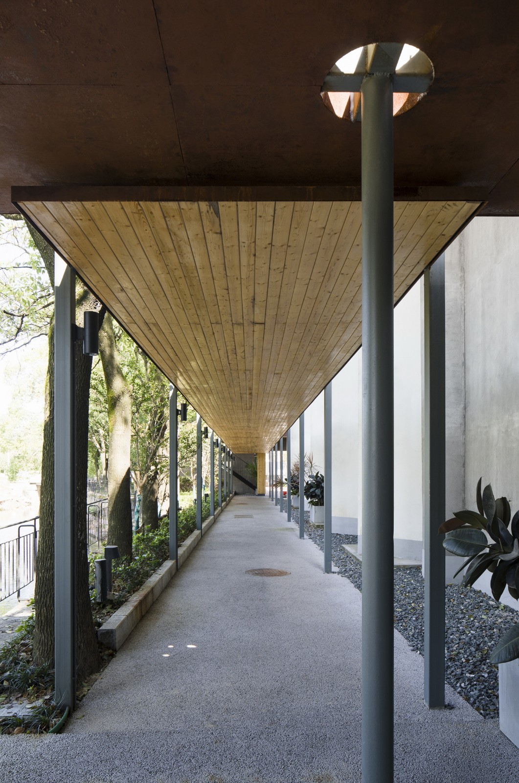 BIM建筑|桐乡东浜头村双创客厅改造 | 上海严旸建筑设计工作室 BIM建筑|桐乡东浜头村双创客厅改造 | 上海严旸建筑设计工作室