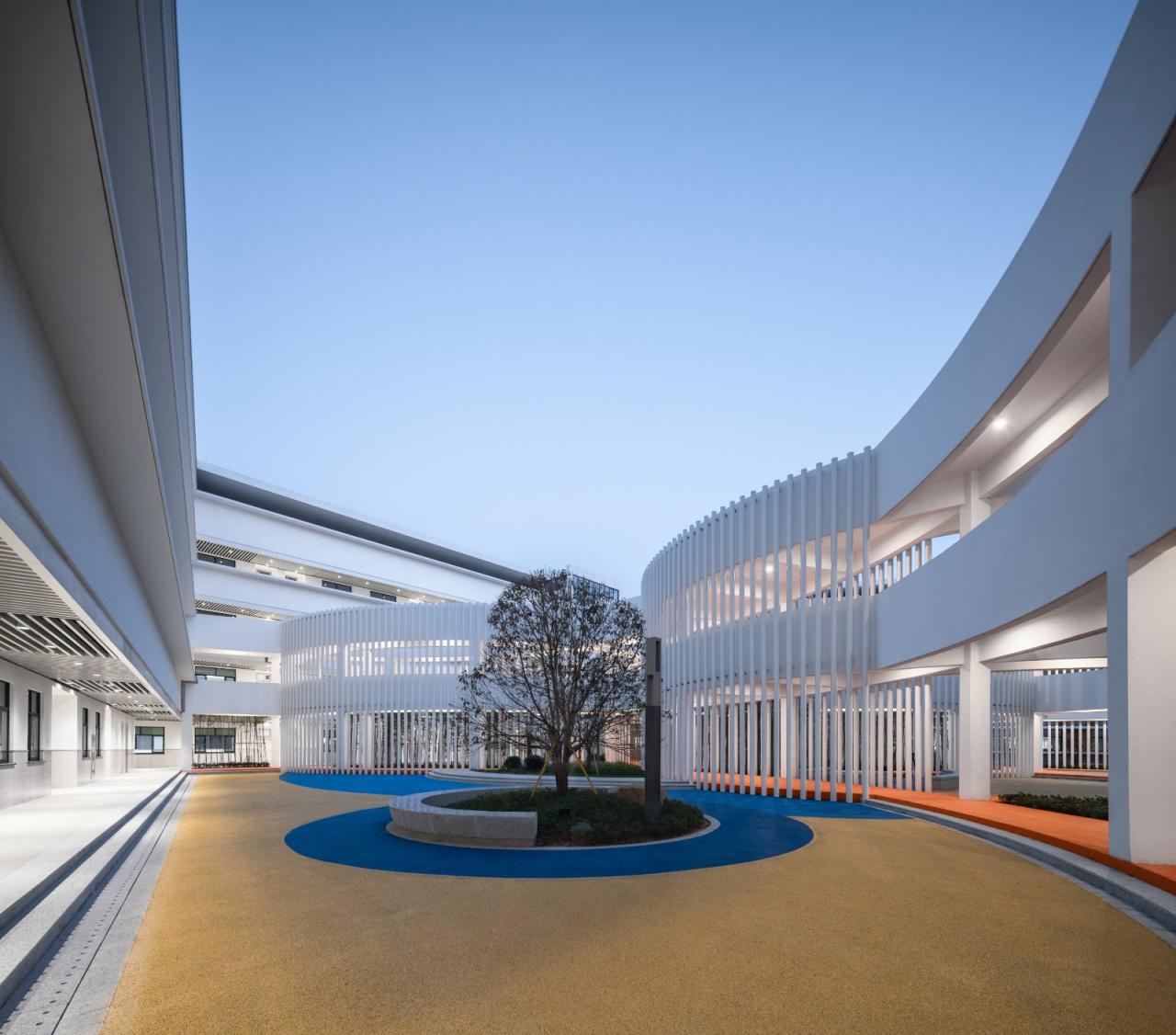 BIM建筑|维度的转移:凤西小学 / 米丈建筑 BIM建筑|维度的转移:凤西小学 / 米丈建筑