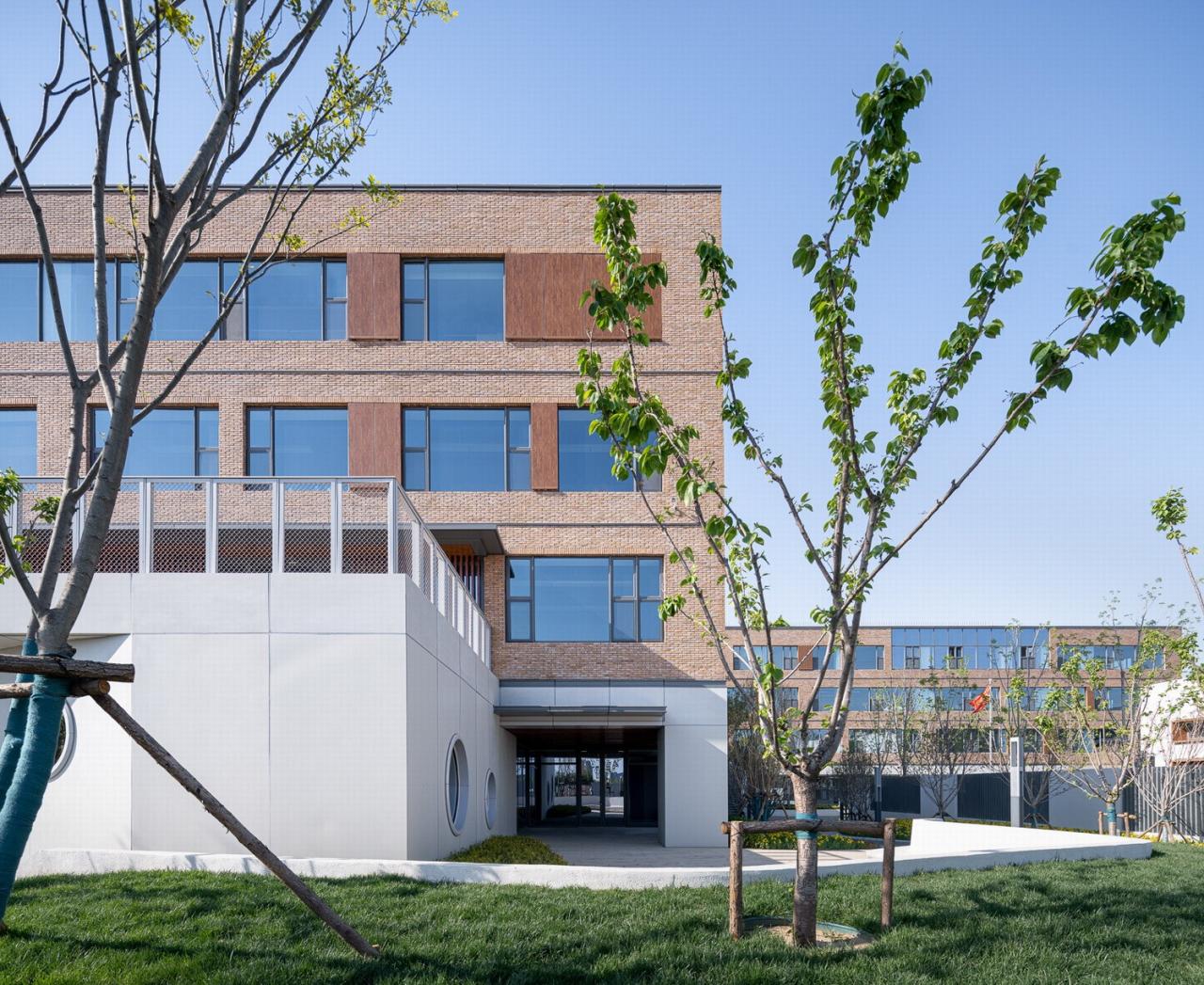 BIM建筑|潍坊歌尔学校:以内容推导空间构成 / gad BIM建筑|潍坊歌尔学校:以内容推导空间构成 / gad