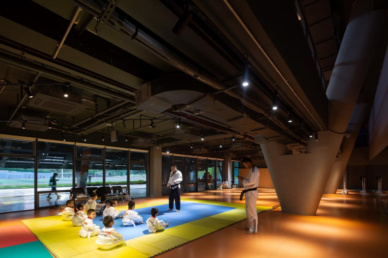 BIM建筑|南方科技大学体育馆 / URBANUS都市实践 BIM建筑|南方科技大学体育馆 / URBANUS都市实践