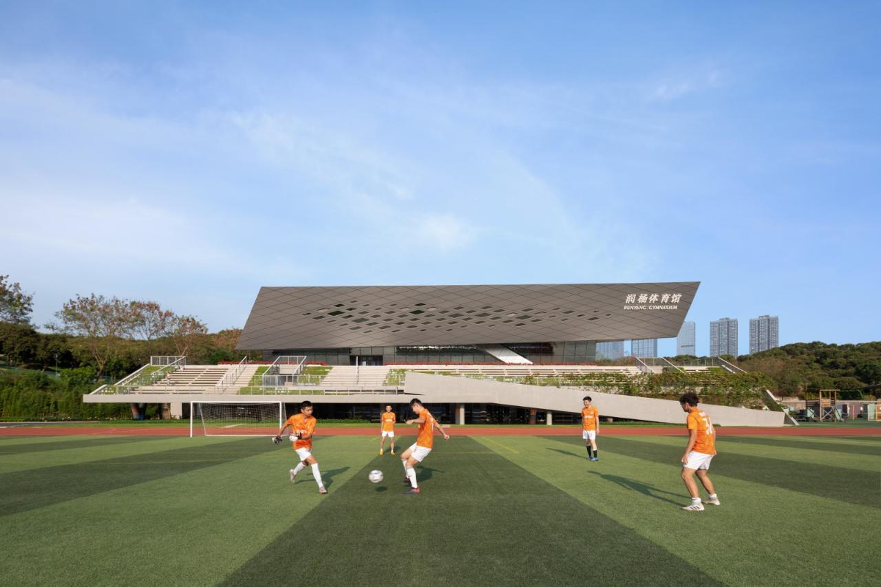 BIM建筑|南方科技大学体育馆 / URBANUS都市实践 BIM建筑|南方科技大学体育馆 / URBANUS都市实践