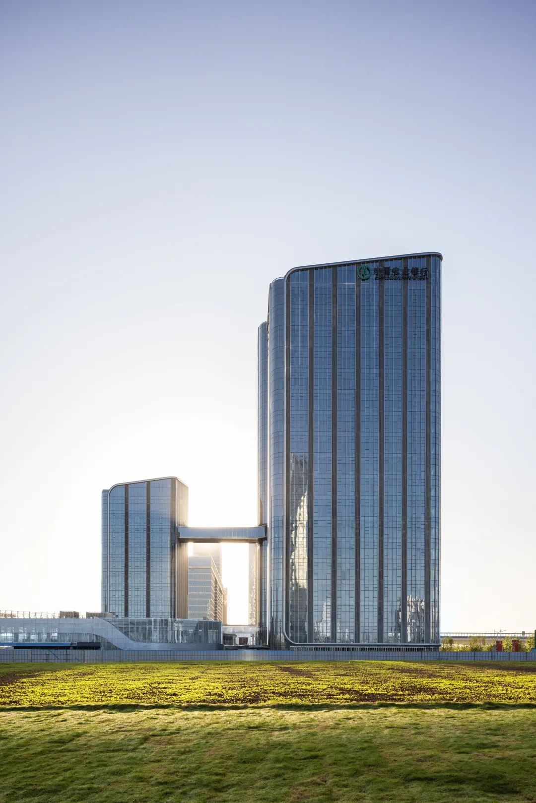 最美全运会完美收官!奥体中轴之门继续绽放新的生命力! 最美全运会完美收官!奥体中轴之门继续绽放新的生命力!