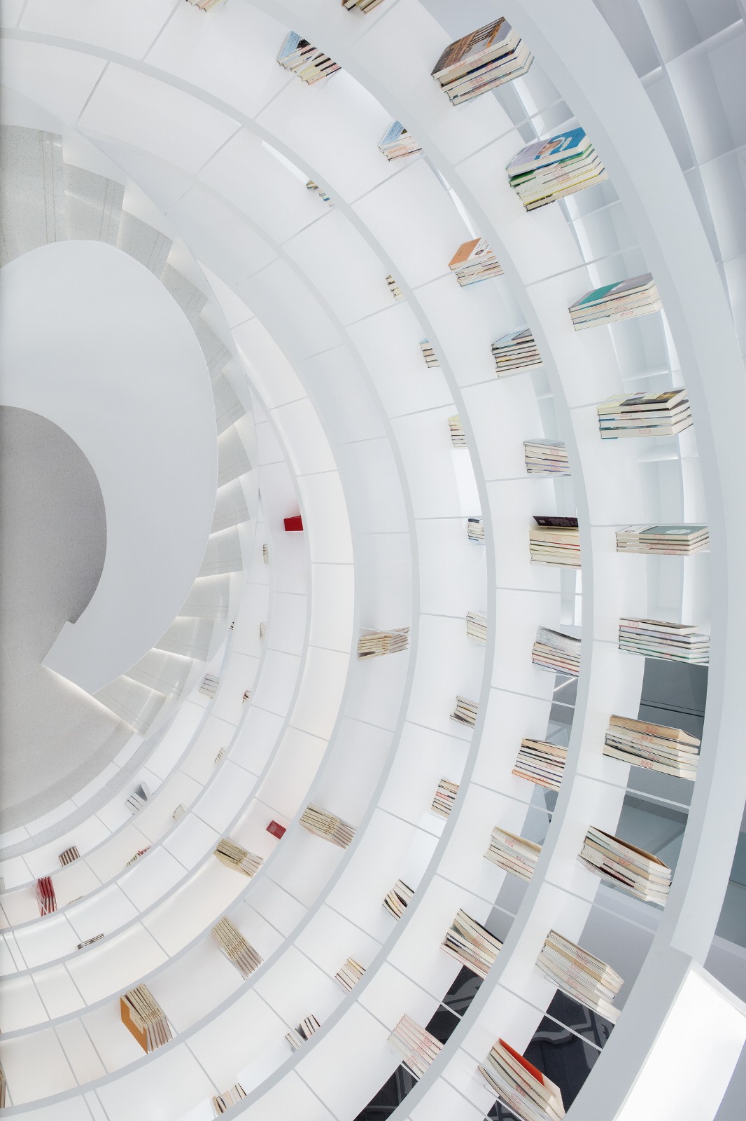 BIM建筑|时代共生:朱紫坊历史古厝中的“现代白” / 平衡空间设计 BIM建筑|时代共生:朱紫坊历史古厝中的“现代白” / 平衡空间设计