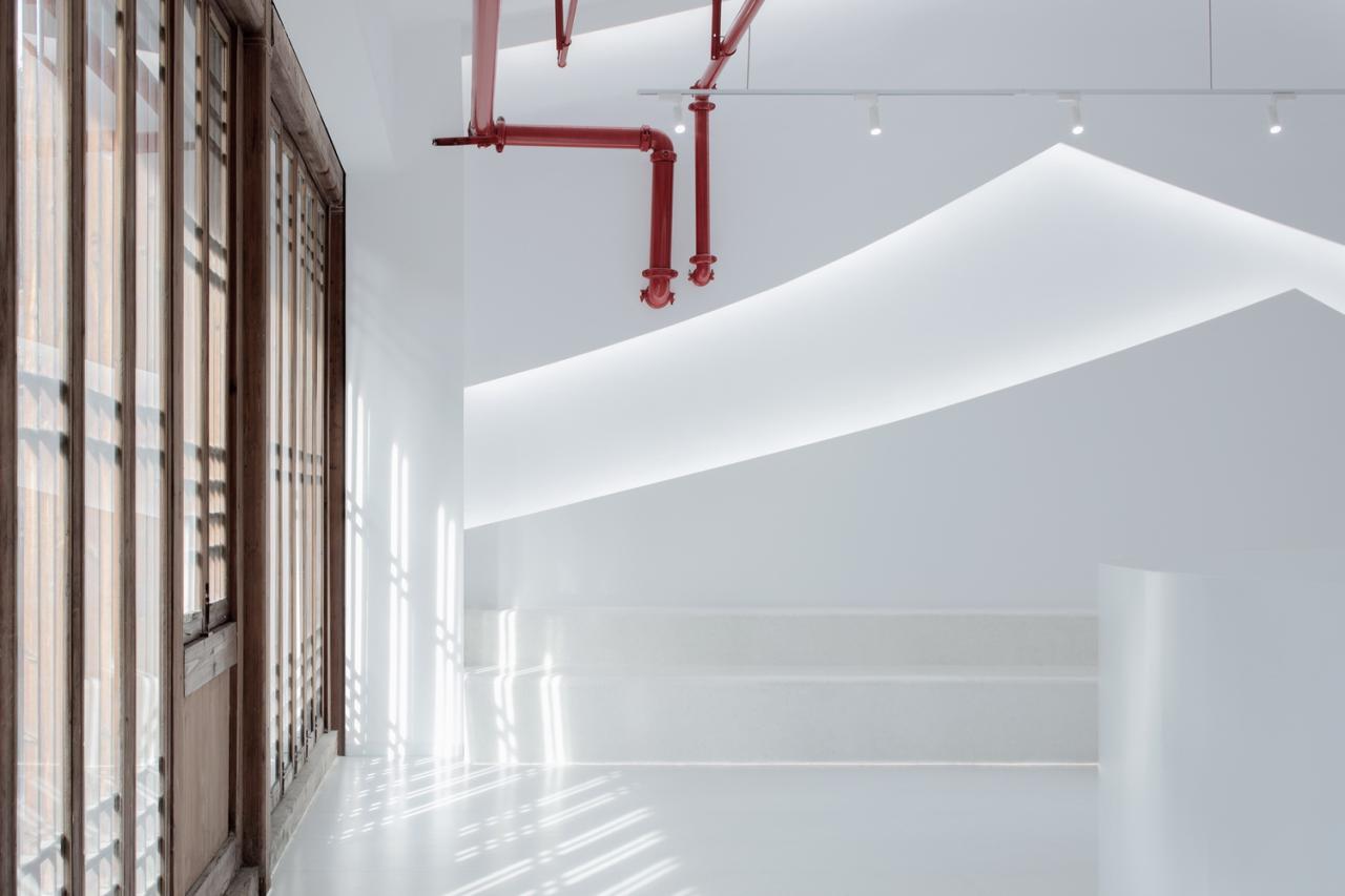 BIM建筑|时代共生:朱紫坊历史古厝中的“现代白” / 平衡空间设计 BIM建筑|时代共生:朱紫坊历史古厝中的“现代白” / 平衡空间设计