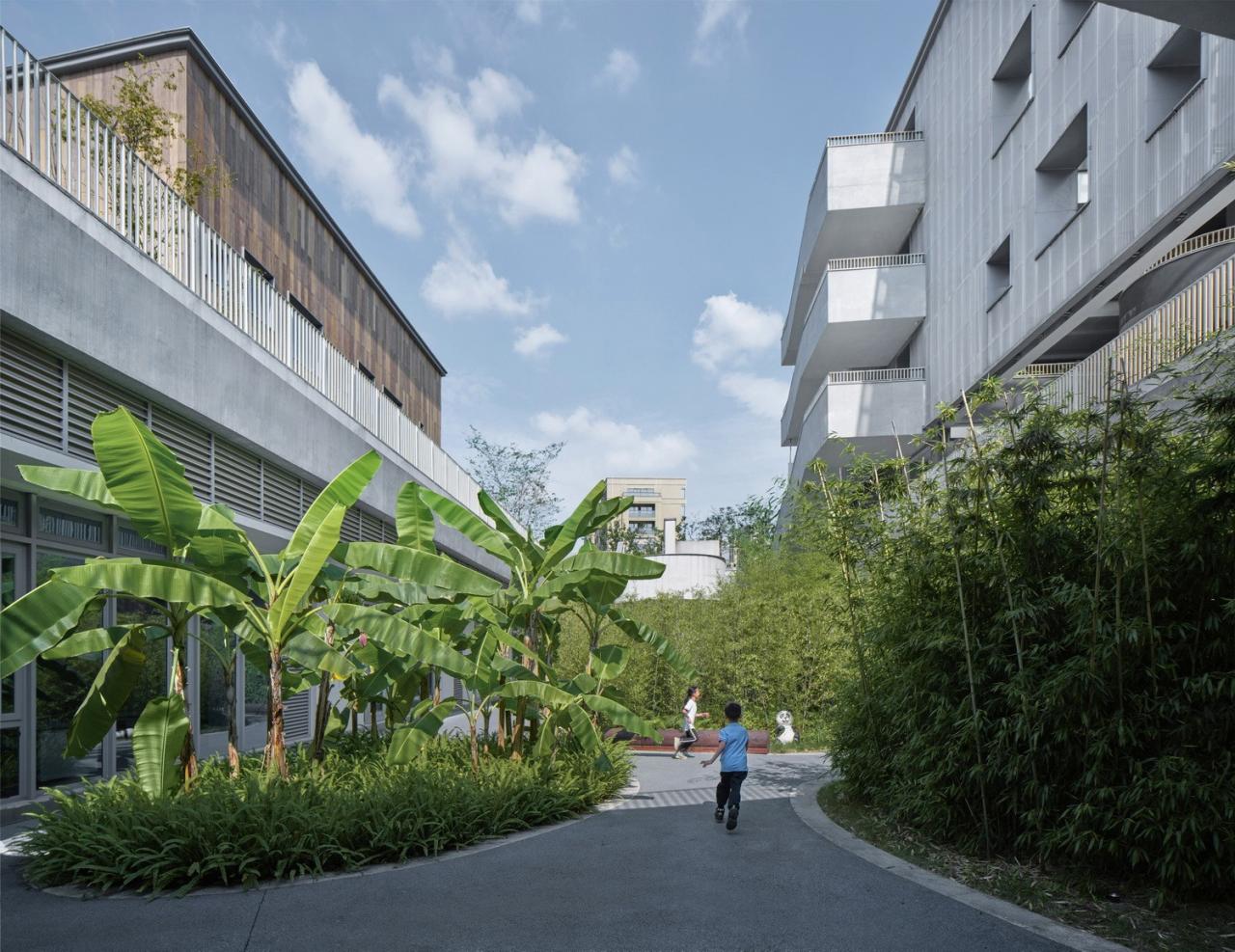 BIM建筑|重庆两江人民小学:在大自然里勇敢冒险 / gad BIM建筑|重庆两江人民小学:在大自然里勇敢冒险 / gad