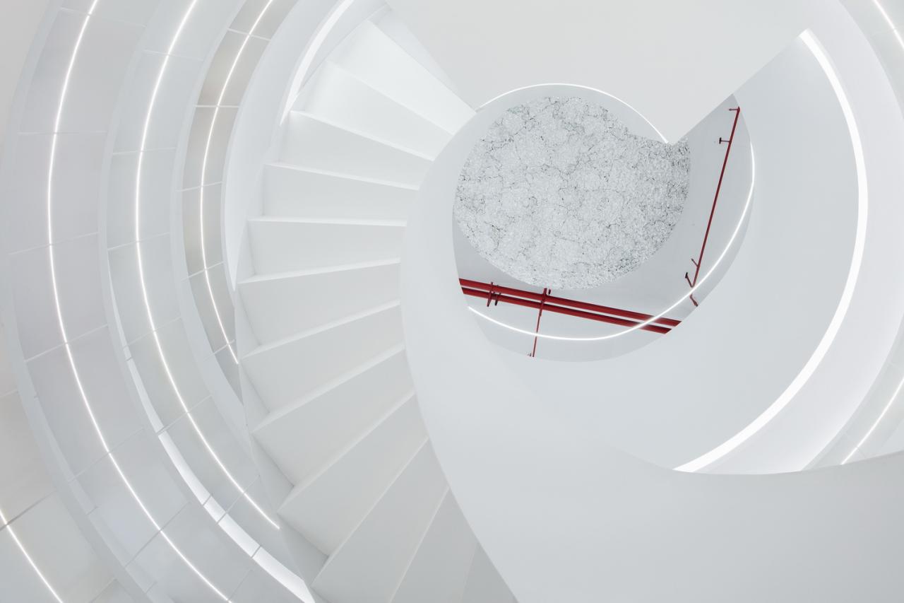 BIM建筑|时代共生:朱紫坊历史古厝中的“现代白” / 平衡空间设计 BIM建筑|时代共生:朱紫坊历史古厝中的“现代白” / 平衡空间设计