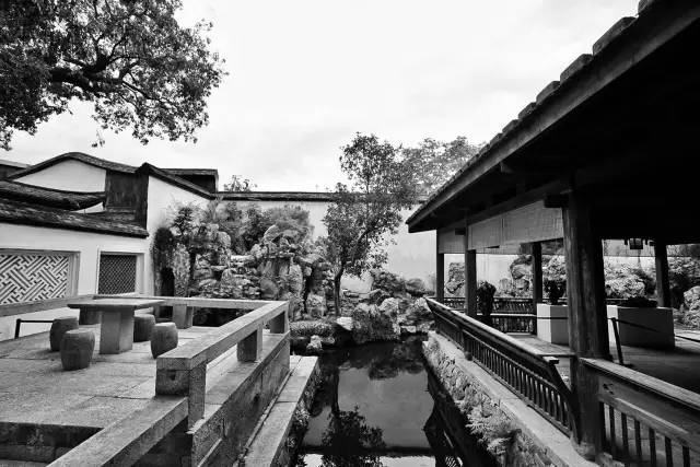 BIM建筑|时代共生:朱紫坊历史古厝中的“现代白” / 平衡空间设计 BIM建筑|时代共生:朱紫坊历史古厝中的“现代白” / 平衡空间设计