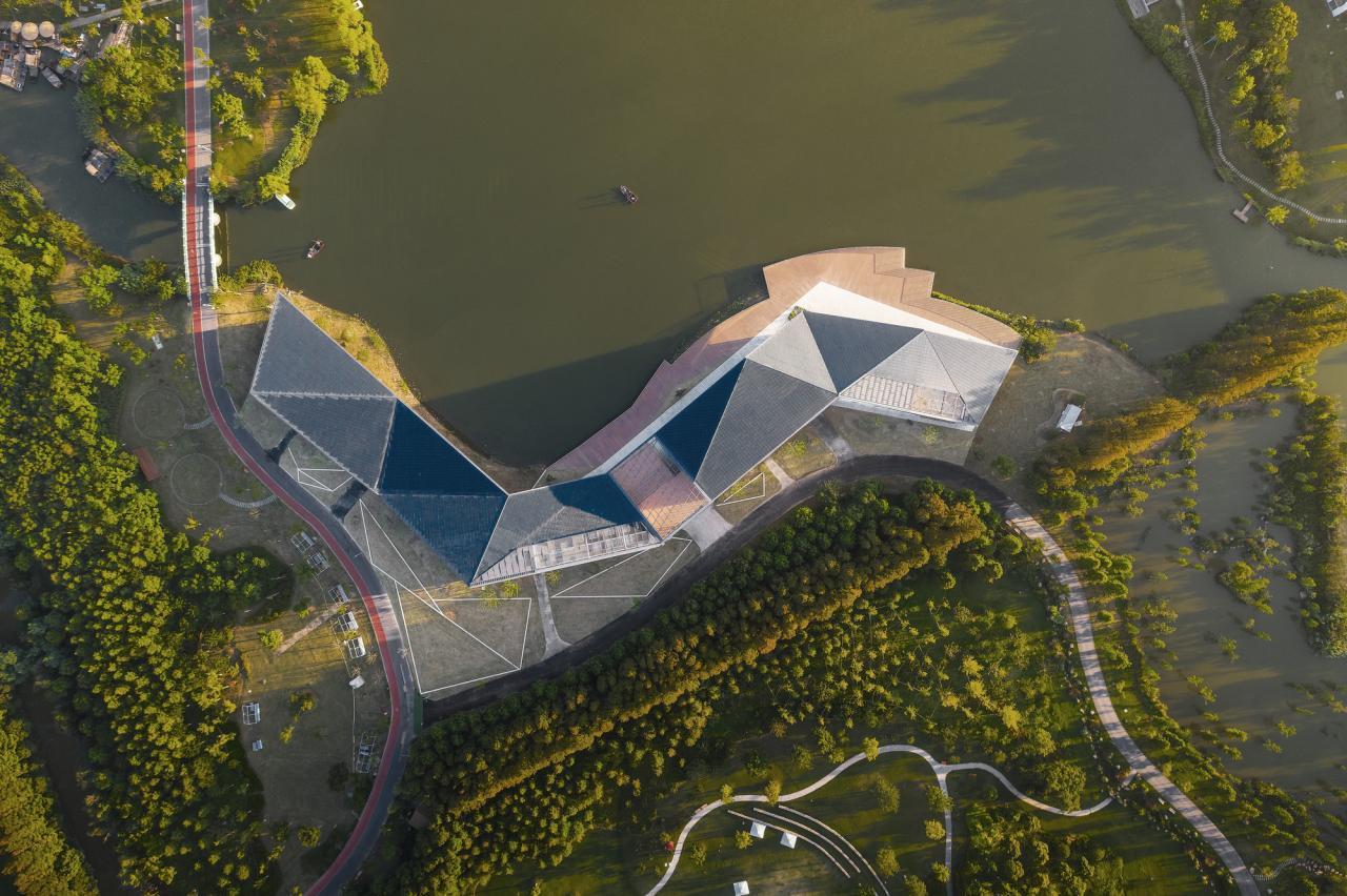 BIM建筑|长兴岛郊野公园游客中心 / 米川工作室 + 水石设计 BIM建筑|长兴岛郊野公园游客中心 / 米川工作室 + 水石设计