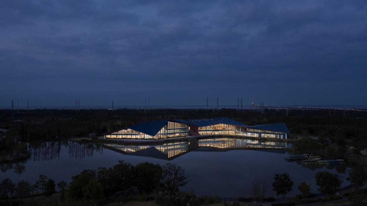 BIM建筑|长兴岛郊野公园游客中心 / 米川工作室 + 水石设计 BIM建筑|长兴岛郊野公园游客中心 / 米川工作室 + 水石设计