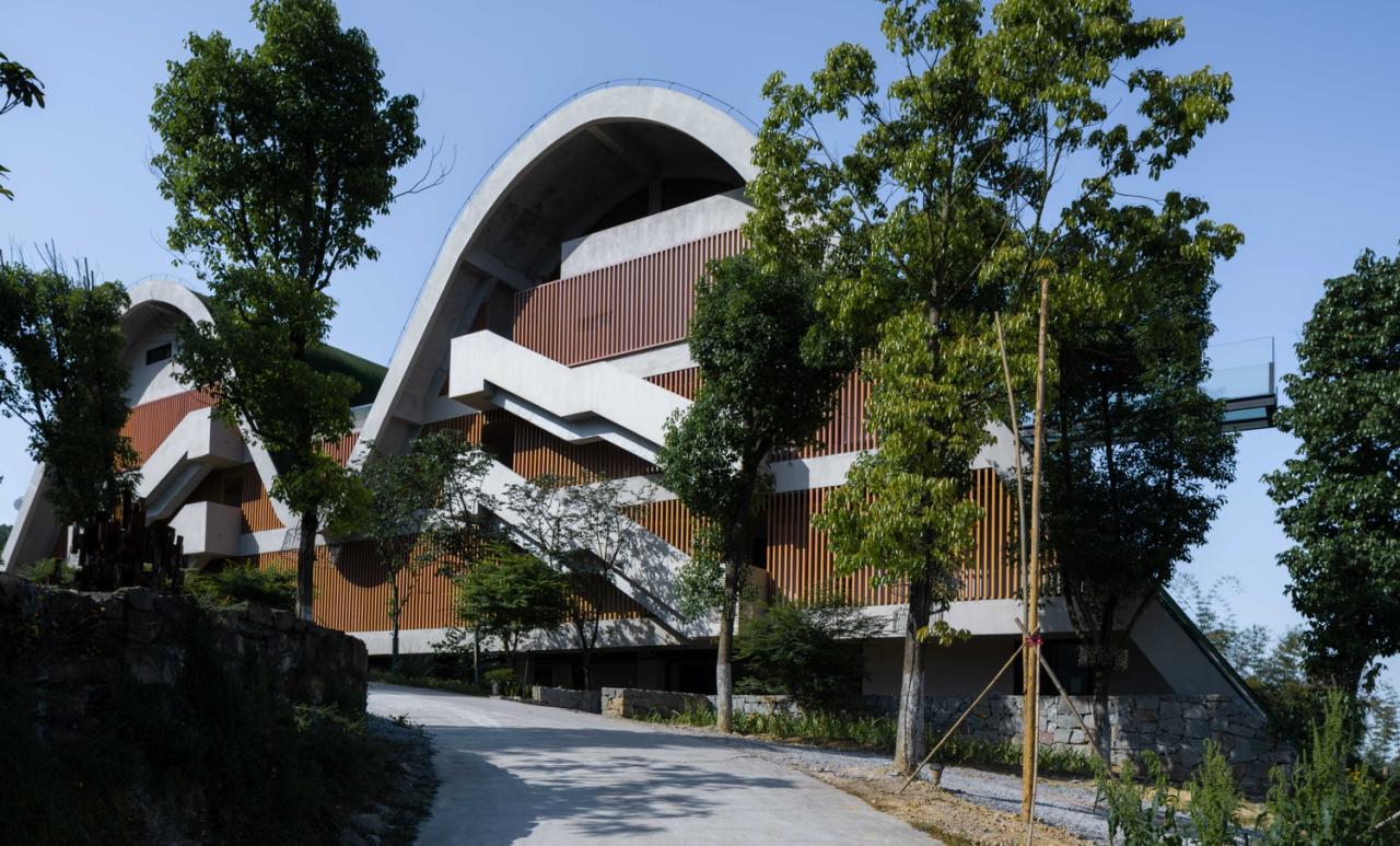 BIM建筑|重庆玉峰山慢屋•青麦庄园建筑设计 / IDO元象建筑 BIM建筑|重庆玉峰山慢屋•青麦庄园建筑设计 / IDO元象建筑