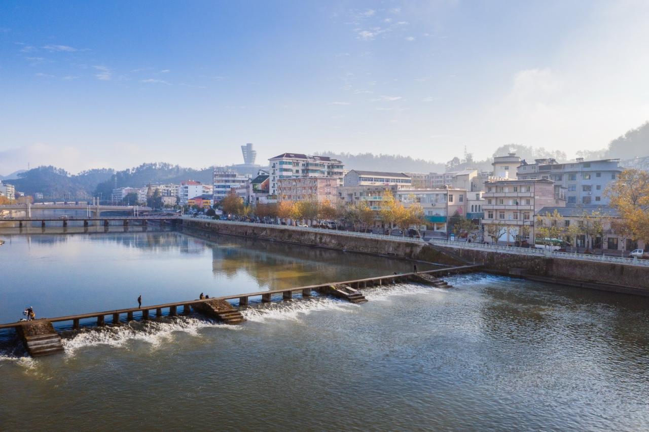 BIM建筑|新烟火主义:缙云老城溪滨南路有机更新 / I Studio言吾建筑 BIM建筑|新烟火主义:缙云老城溪滨南路有机更新 / I Studio言吾建筑