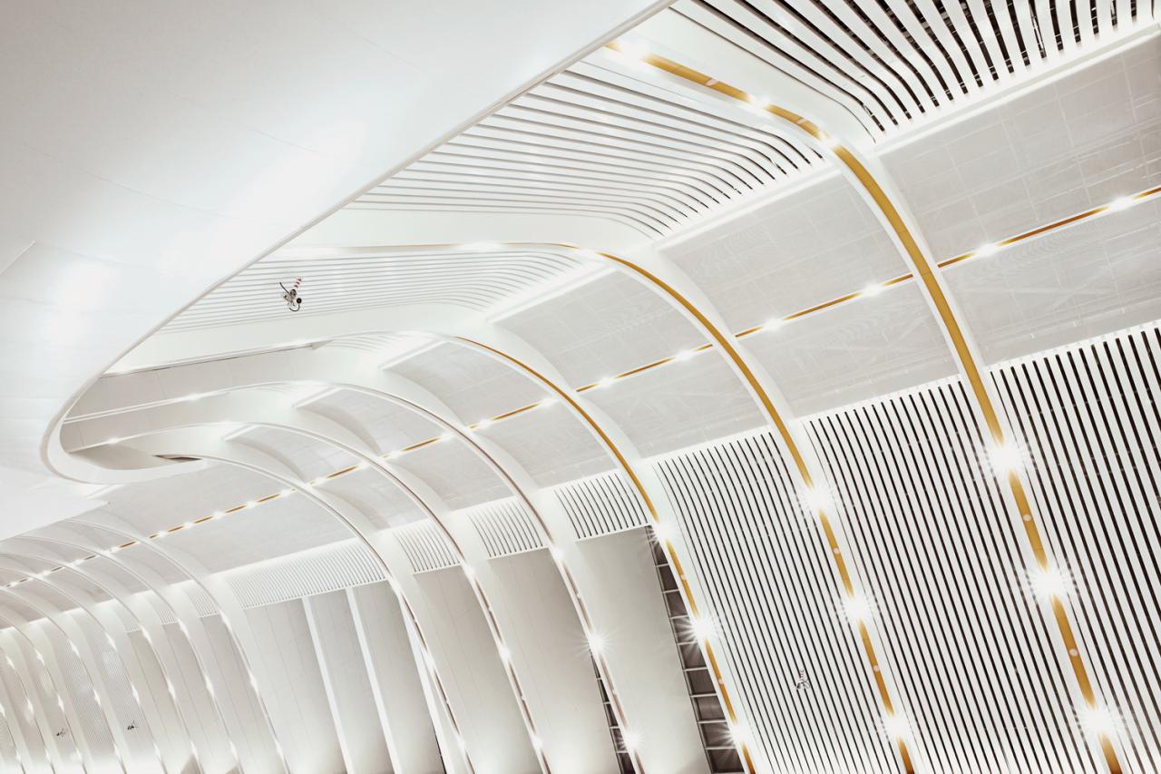 BIM建筑|雀舞彩云:中老铁路-西双版纳站室内设计 / CCDI悉地国际 BIM建筑|雀舞彩云:中老铁路-西双版纳站室内设计 / CCDI悉地国际