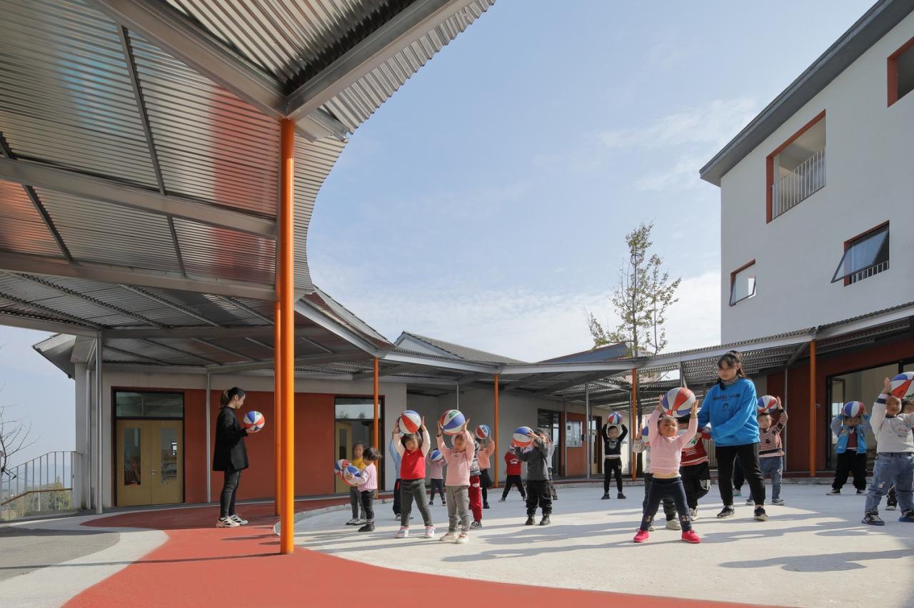 BIM建筑|大坪乡幼儿园 / 东意建筑 BIM建筑|大坪乡幼儿园 / 东意建筑