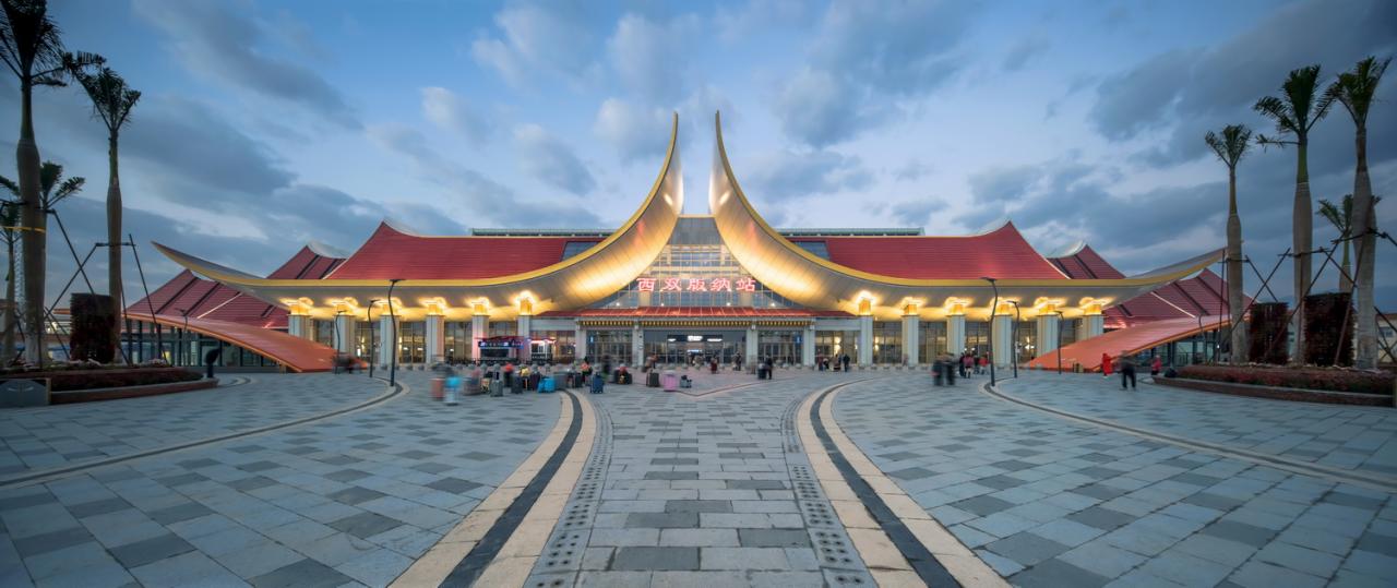 BIM建筑|雀舞彩云:中老铁路-西双版纳站室内设计 / CCDI悉地国际 BIM建筑|雀舞彩云:中老铁路-西双版纳站室内设计 / CCDI悉地国际