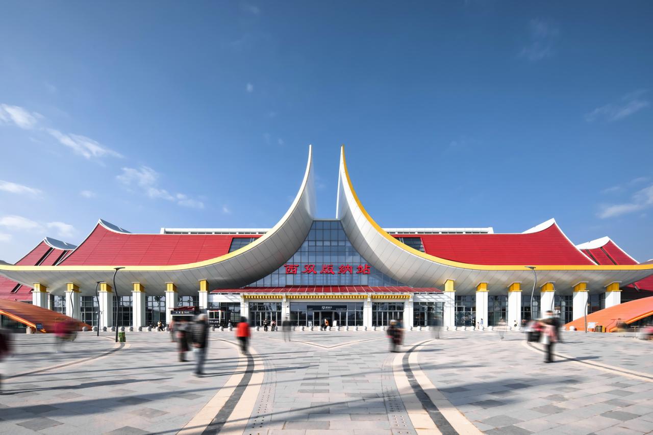 BIM建筑|雀舞彩云:中老铁路-西双版纳站室内设计 / CCDI悉地国际 BIM建筑|雀舞彩云:中老铁路-西双版纳站室内设计 / CCDI悉地国际