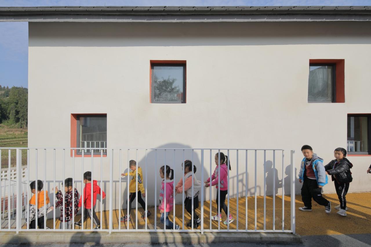 BIM建筑|大坪乡幼儿园 / 东意建筑 BIM建筑|大坪乡幼儿园 / 东意建筑