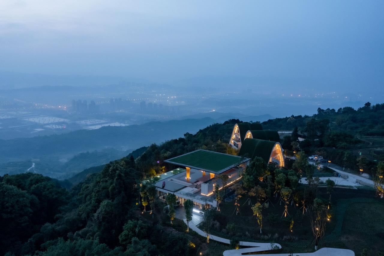 BIM建筑|重庆玉峰山慢屋•青麦庄园建筑设计 / IDO元象建筑 BIM建筑|重庆玉峰山慢屋•青麦庄园建筑设计 / IDO元象建筑