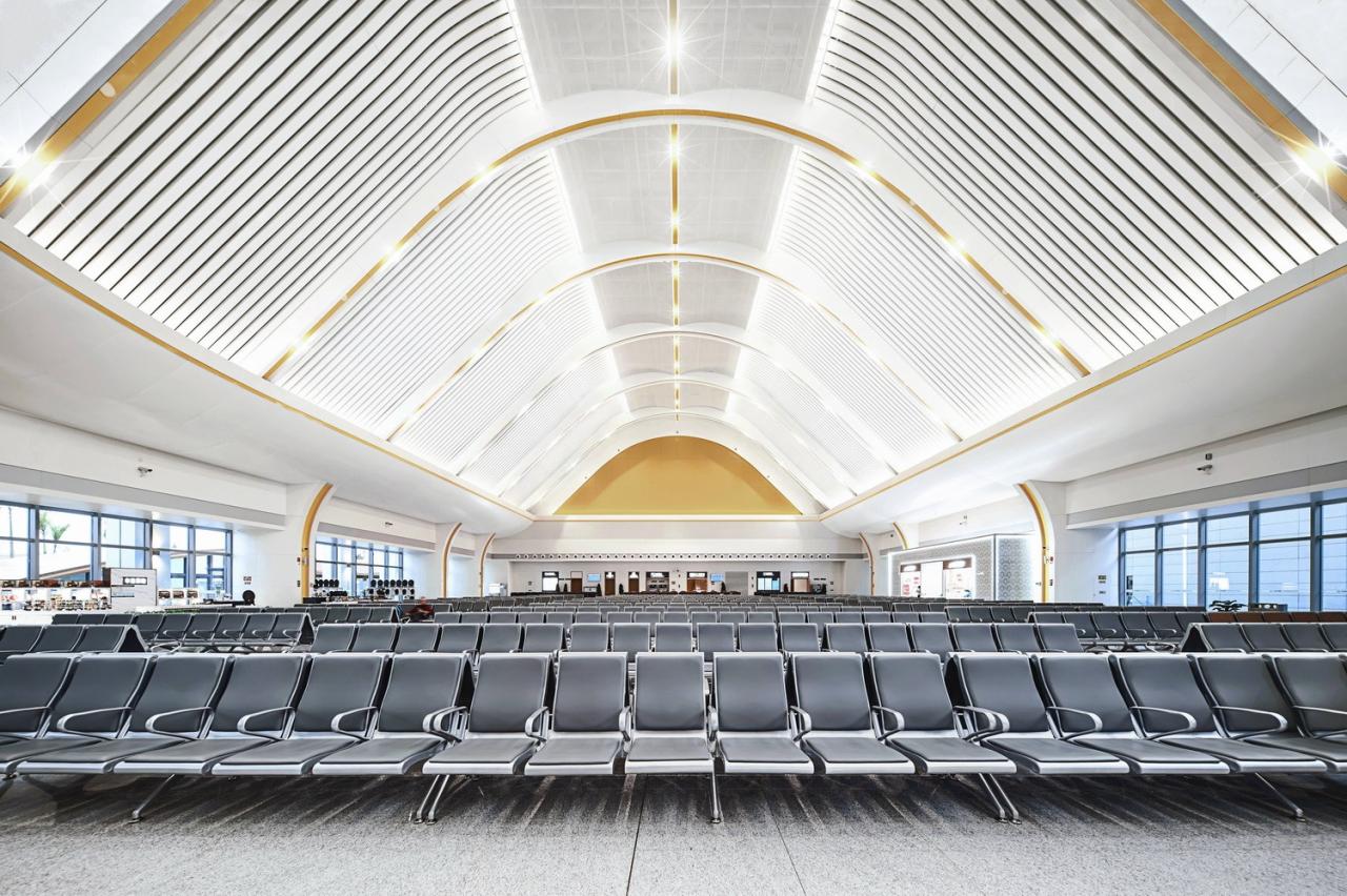 BIM建筑|雀舞彩云:中老铁路-西双版纳站室内设计 / CCDI悉地国际 BIM建筑|雀舞彩云:中老铁路-西双版纳站室内设计 / CCDI悉地国际