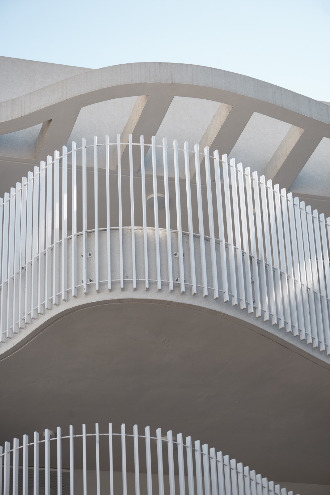 BIM建筑|飘带一般的中央公寓楼 / HQ Architects BIM建筑|飘带一般的中央公寓楼 / HQ Architects