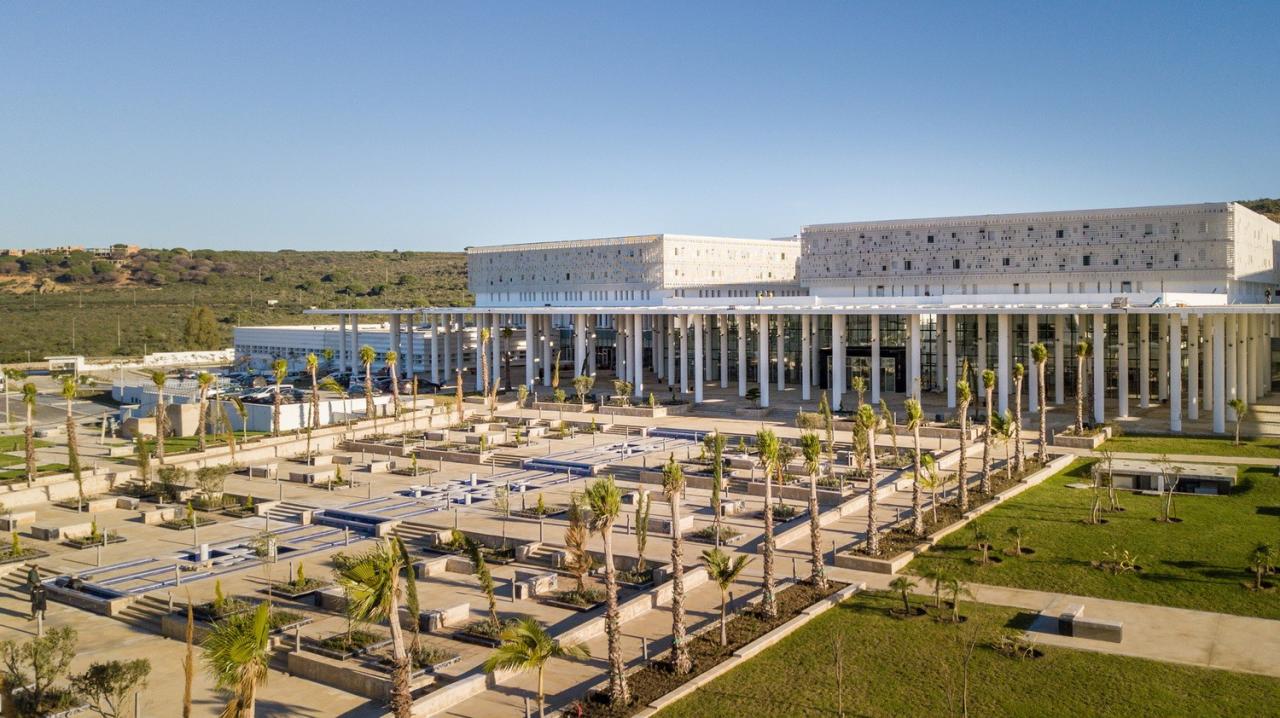 BIM建筑|丹吉尔市大学医院 / Hajji & Elouali + Architecturestudio BIM建筑|丹吉尔市大学医院 / Hajji & Elouali + Architecturestudio