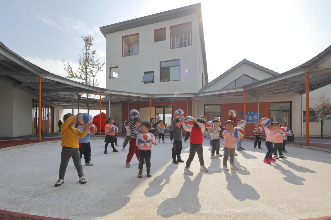 BIM建筑|大坪乡幼儿园 / 东意建筑 BIM建筑|大坪乡幼儿园 / 东意建筑