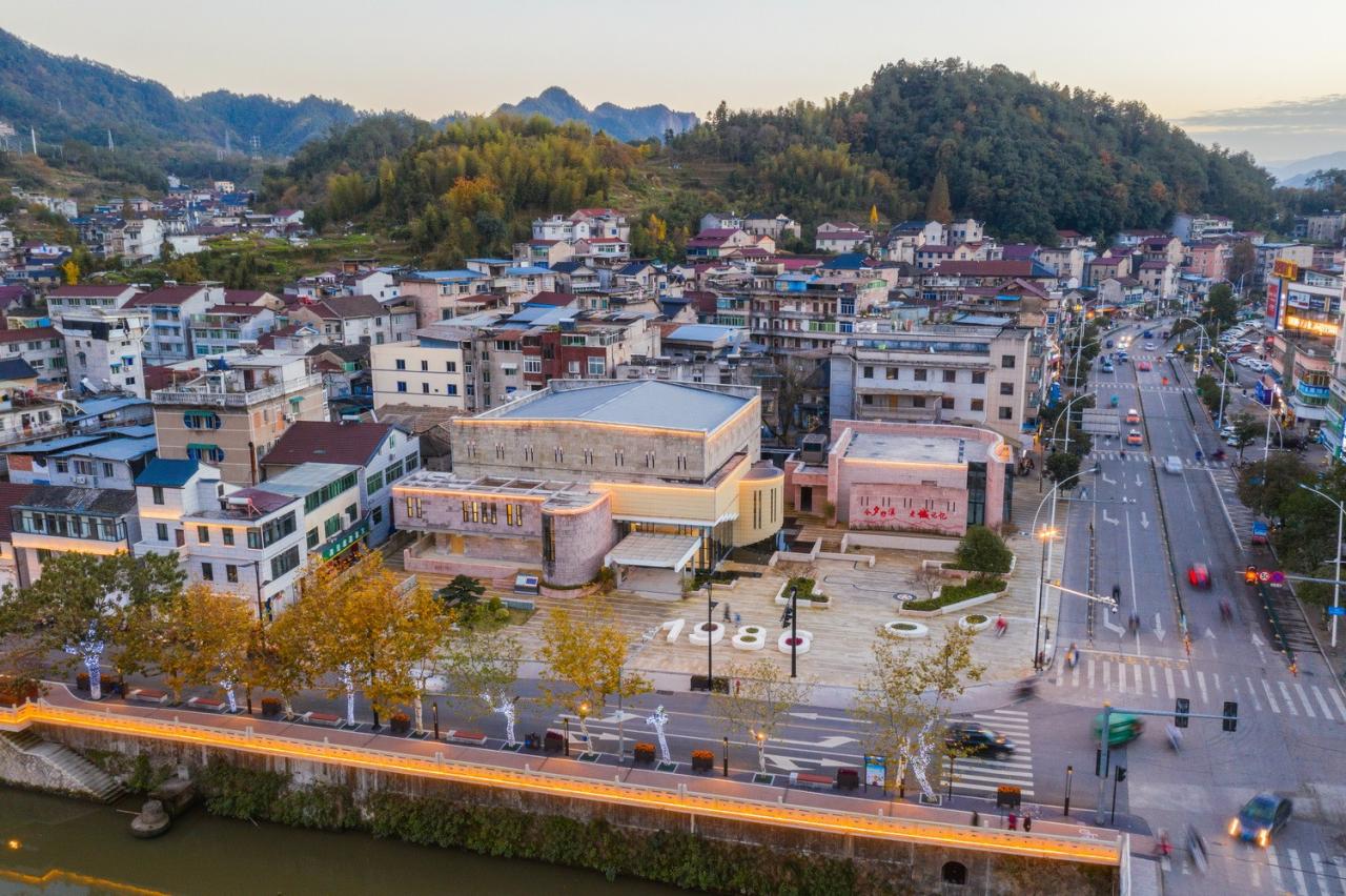 BIM建筑|新烟火主义:缙云老城溪滨南路有机更新 / I Studio言吾建筑 BIM建筑|新烟火主义:缙云老城溪滨南路有机更新 / I Studio言吾建筑