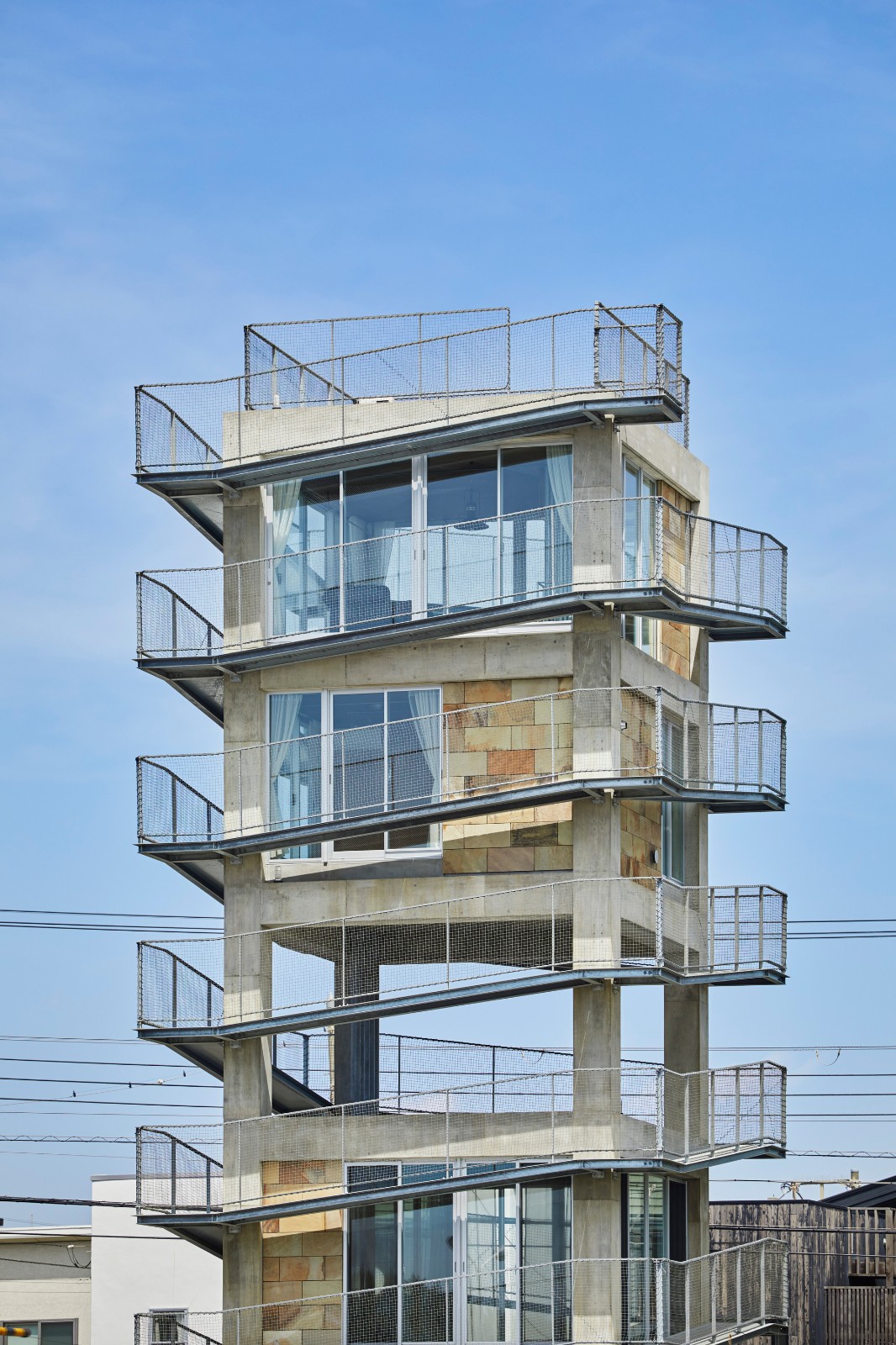 BIM建筑|坡道环绕建筑,鹄沼-Y之家/ KANIUE BIM建筑|坡道环绕建筑,鹄沼-Y之家/ KANIUE