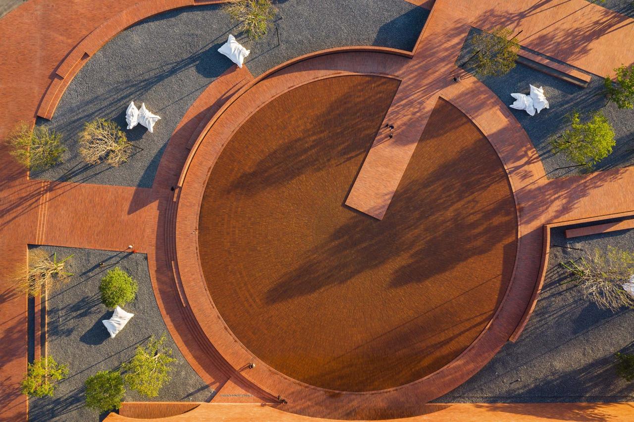 BIM建筑|创客小镇TIC艺术中心 / 东仓建设 BIM建筑|创客小镇TIC艺术中心 / 东仓建设