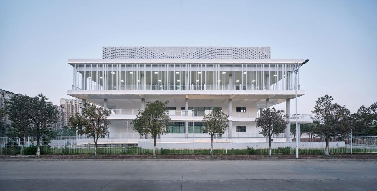 BIM建筑|宜黄一中综合楼 / 以靠建筑 BIM建筑|宜黄一中综合楼 / 以靠建筑