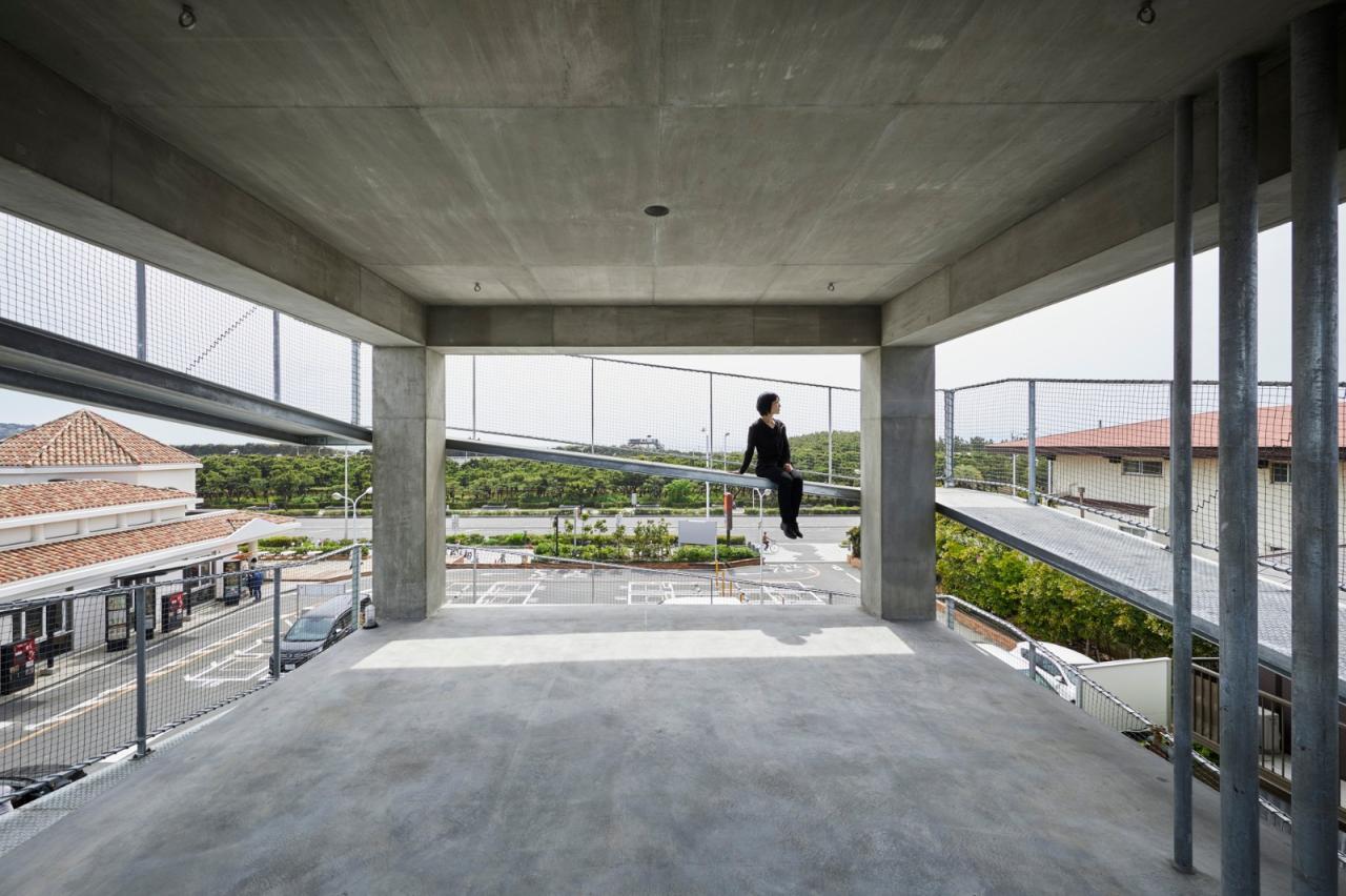 BIM建筑|坡道环绕建筑,鹄沼-Y之家/ KANIUE BIM建筑|坡道环绕建筑,鹄沼-Y之家/ KANIUE