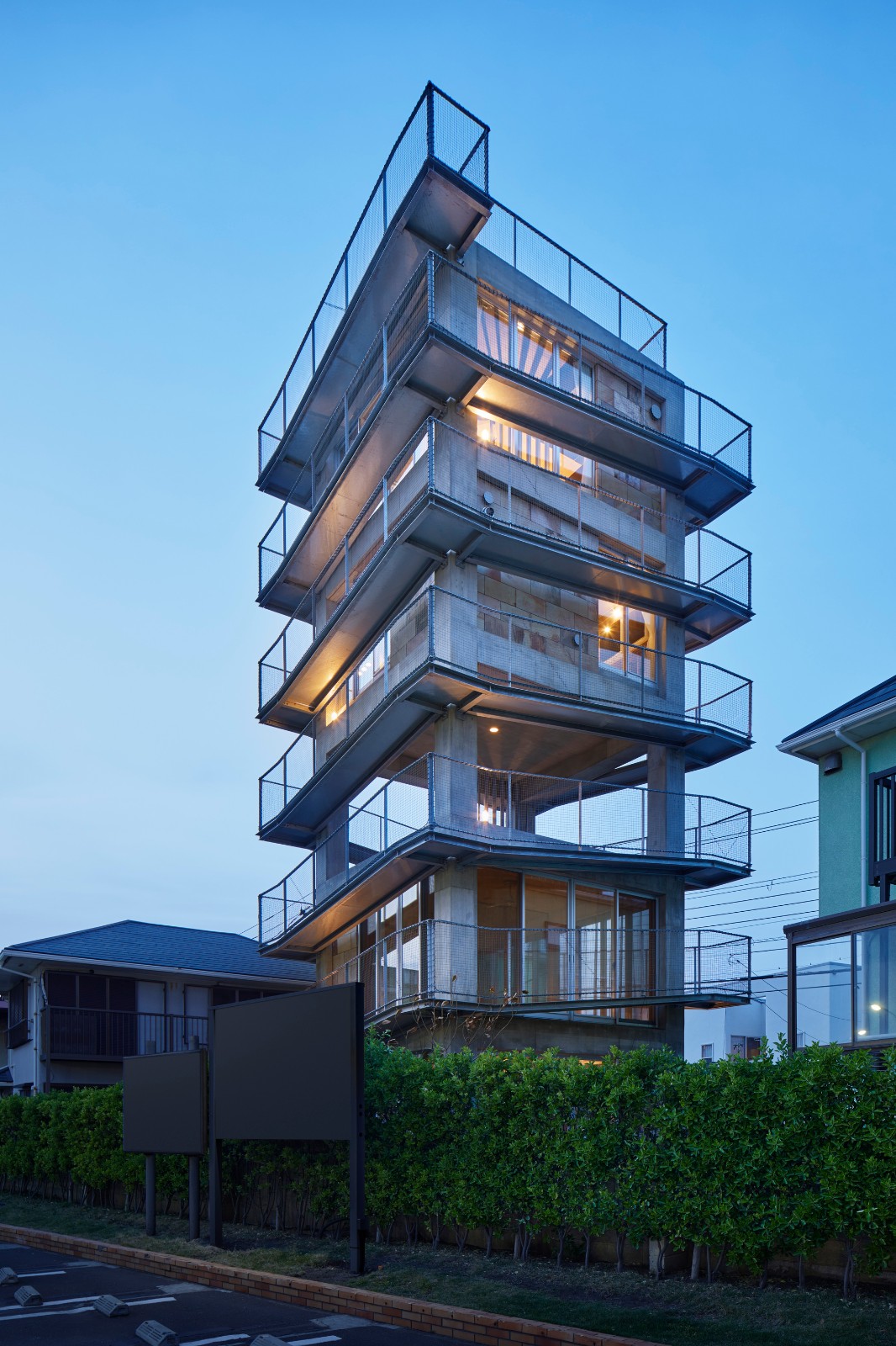 BIM建筑|坡道环绕建筑,鹄沼-Y之家/ KANIUE BIM建筑|坡道环绕建筑,鹄沼-Y之家/ KANIUE