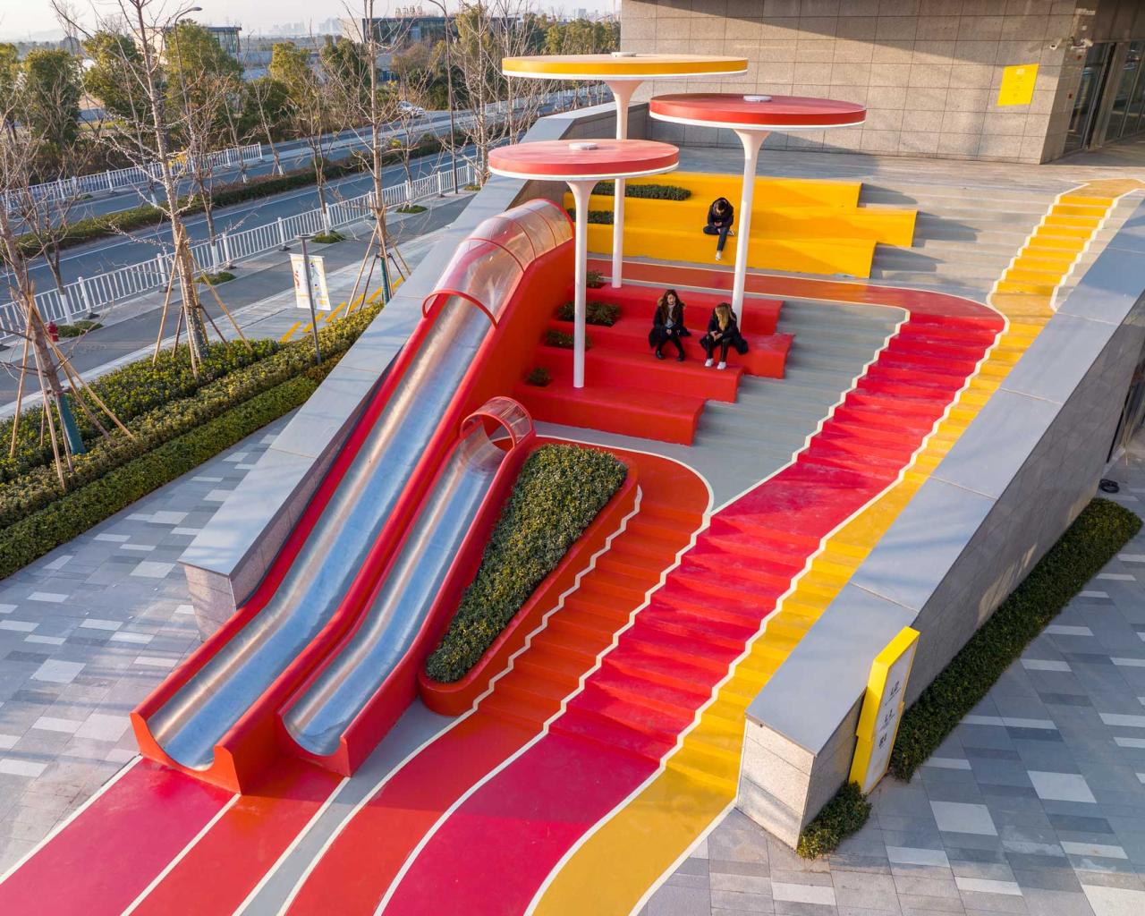 BIM建筑|奔流的熔岩 / 佰筑建筑设计 BIM建筑|奔流的熔岩 / 佰筑建筑设计