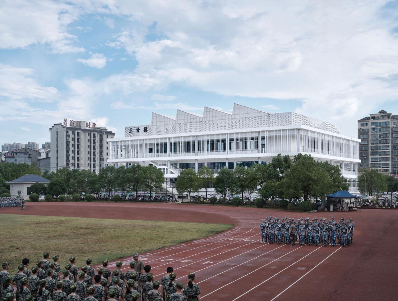 BIM建筑|宜黄一中综合楼 / 以靠建筑 BIM建筑|宜黄一中综合楼 / 以靠建筑