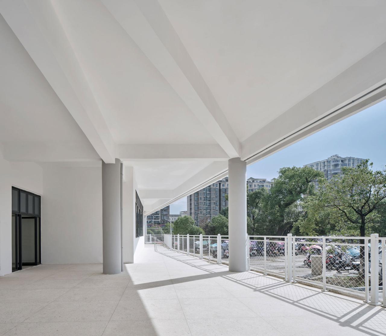 BIM建筑|宜黄一中综合楼 / 以靠建筑 BIM建筑|宜黄一中综合楼 / 以靠建筑