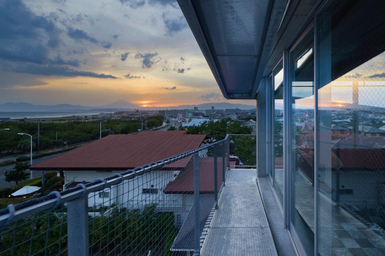 BIM建筑|坡道环绕建筑,鹄沼-Y之家/ KANIUE BIM建筑|坡道环绕建筑,鹄沼-Y之家/ KANIUE