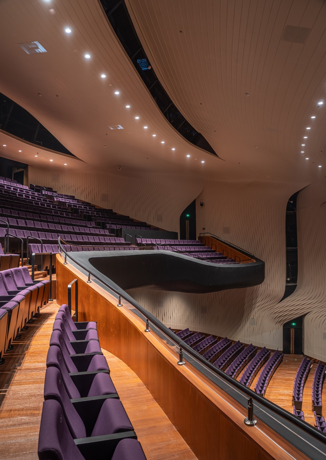 BIM建筑|深圳宝安文化区演艺中心 / 严迅奇建筑师事务所 BIM建筑|深圳宝安文化区演艺中心 / 严迅奇建筑师事务所