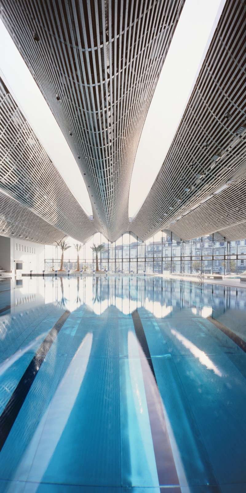 BIM建筑|波浪形屋面,UCPA大兰斯体育场 / Marc Mimram BIM建筑|波浪形屋面,UCPA大兰斯体育场 / Marc Mimram