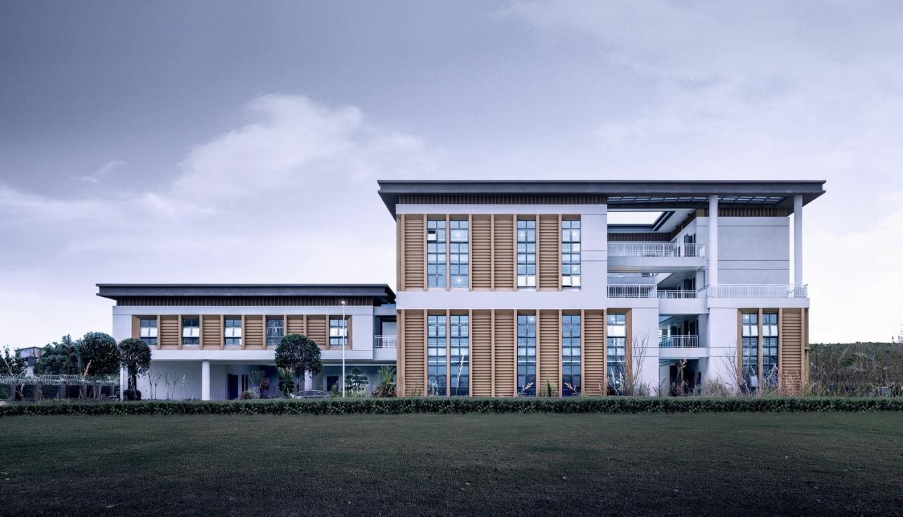 BIM建筑|四川先鹰航空发动机零部件生产基地 / HJ汉嘉西南院 BIM建筑|四川先鹰航空发动机零部件生产基地 / HJ汉嘉西南院