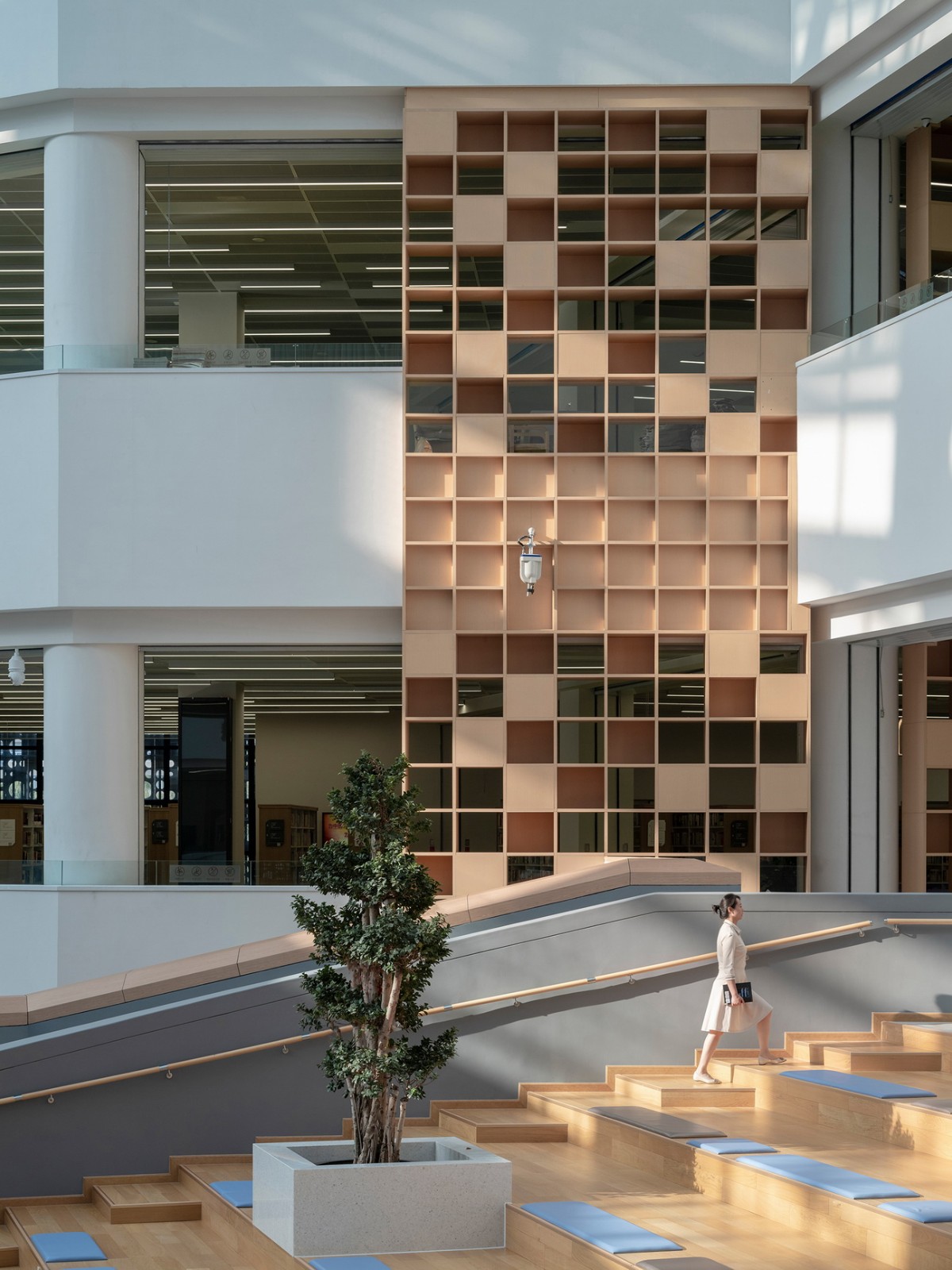 BIM建筑|张家口图书馆,创造城市的精神呼吸 / 王大泉 BIM建筑|张家口图书馆,创造城市的精神呼吸 / 王大泉