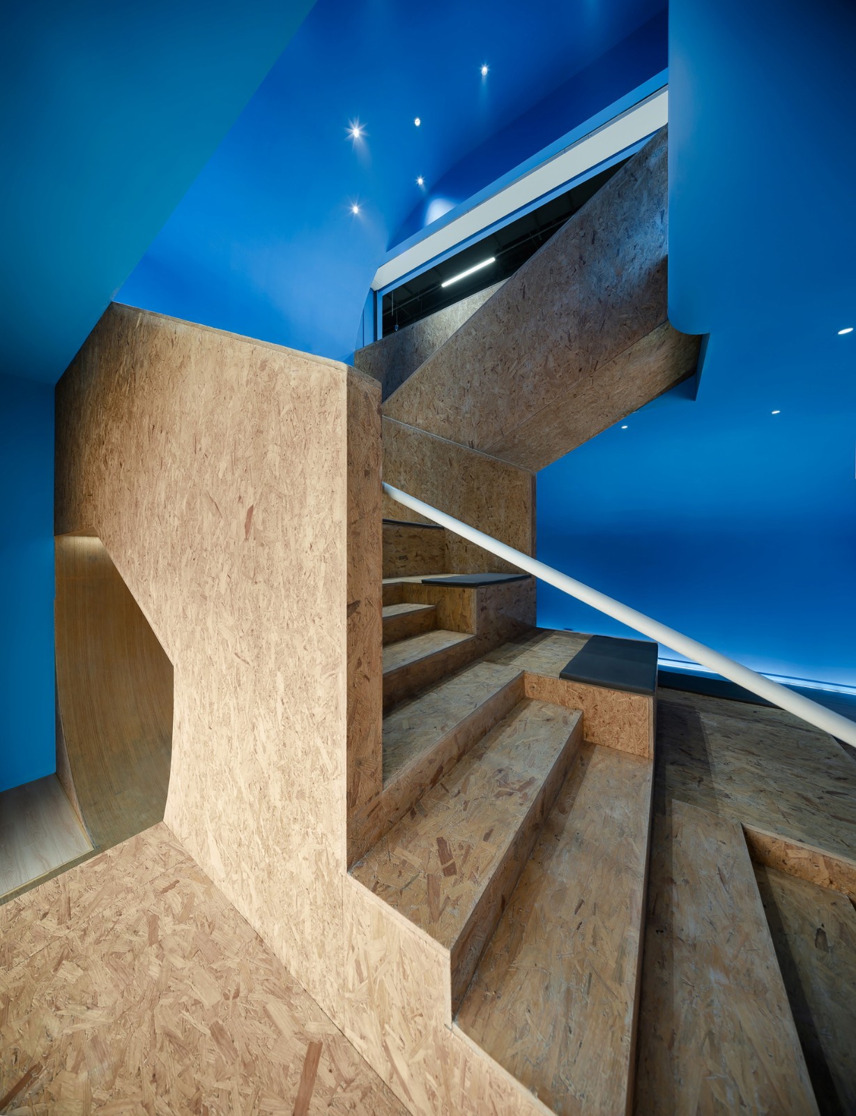 BIM建筑|嘉年华校园 Carnival School / 也似建筑设计 BIM建筑|嘉年华校园 Carnival School / 也似建筑设计