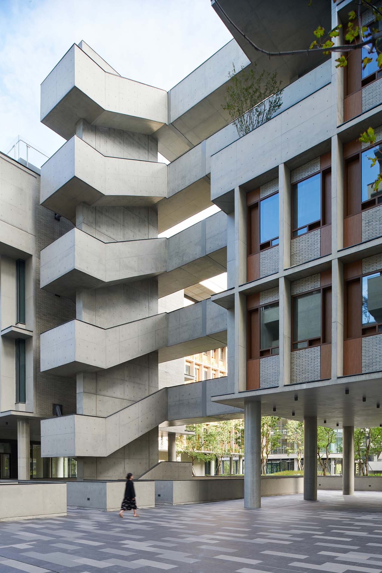 BIM建筑|成都麓湖漂浮总部办公楼 / 直向建筑 BIM建筑|成都麓湖漂浮总部办公楼 / 直向建筑