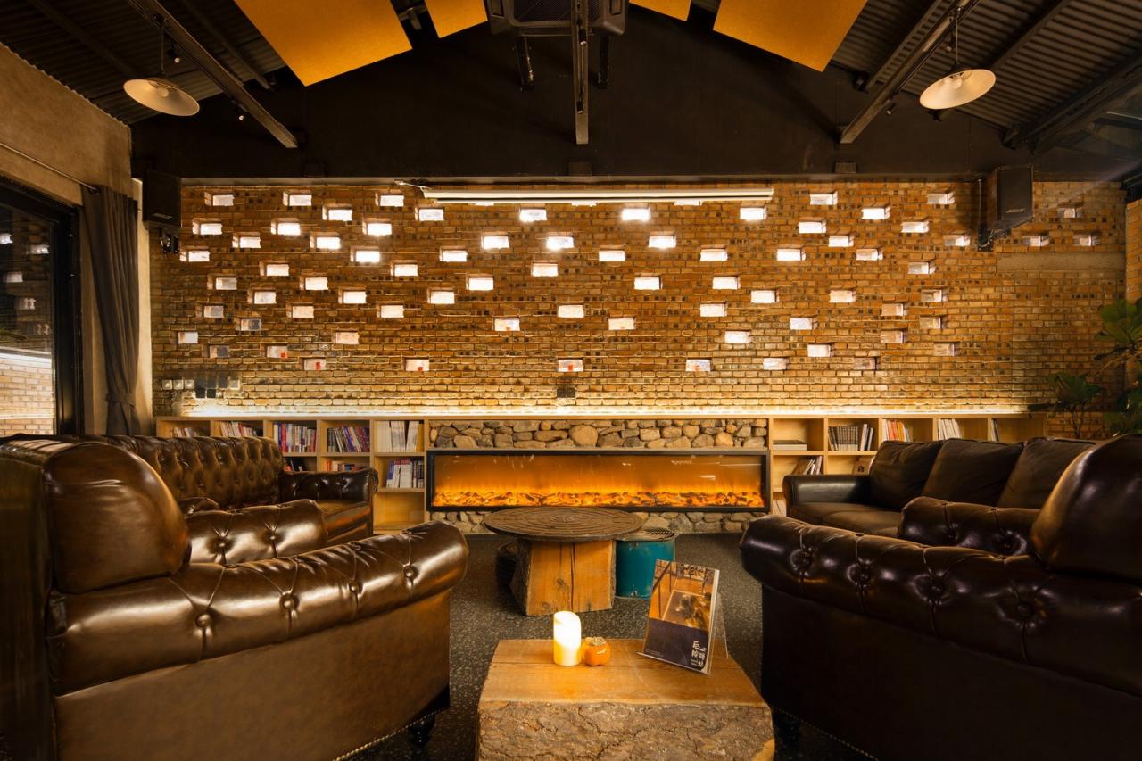 BIM建筑|工坊迭代:民宿公共空间的“聚合力” / CCDI悉地国际 卝智室内设计中心 BIM建筑|工坊迭代:民宿公共空间的“聚合力” / CCDI悉地国际 卝智室内设计中心