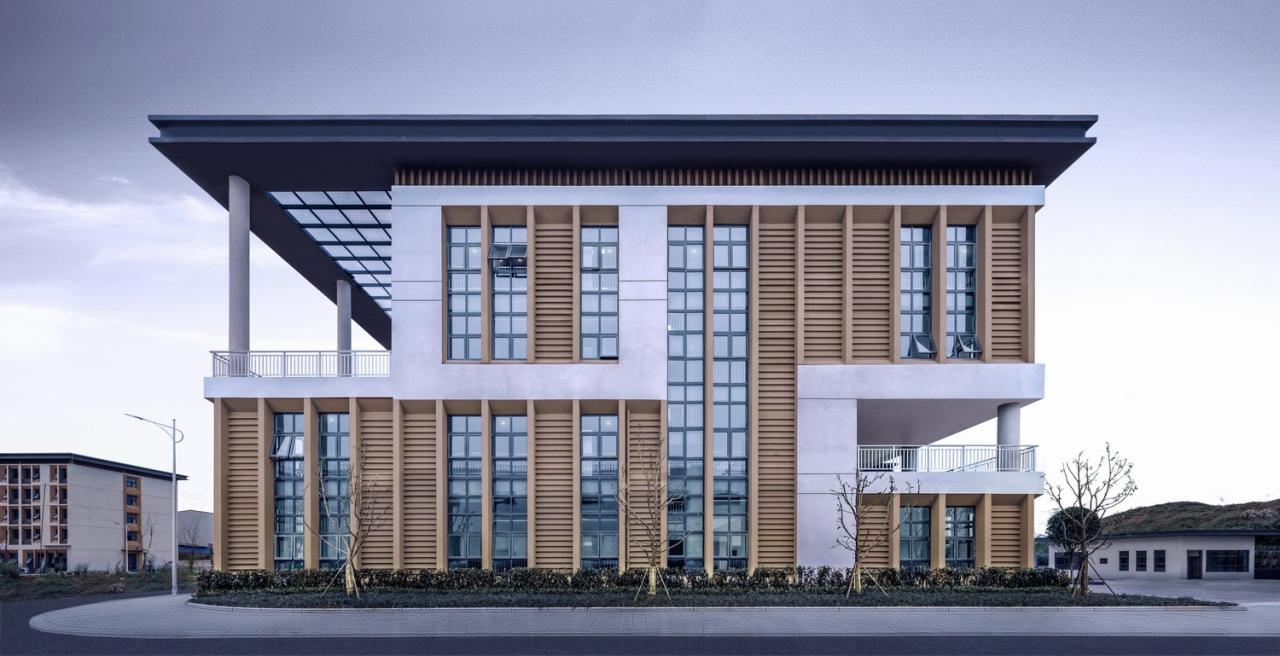 BIM建筑|四川先鹰航空发动机零部件生产基地 / HJ汉嘉西南院 BIM建筑|四川先鹰航空发动机零部件生产基地 / HJ汉嘉西南院