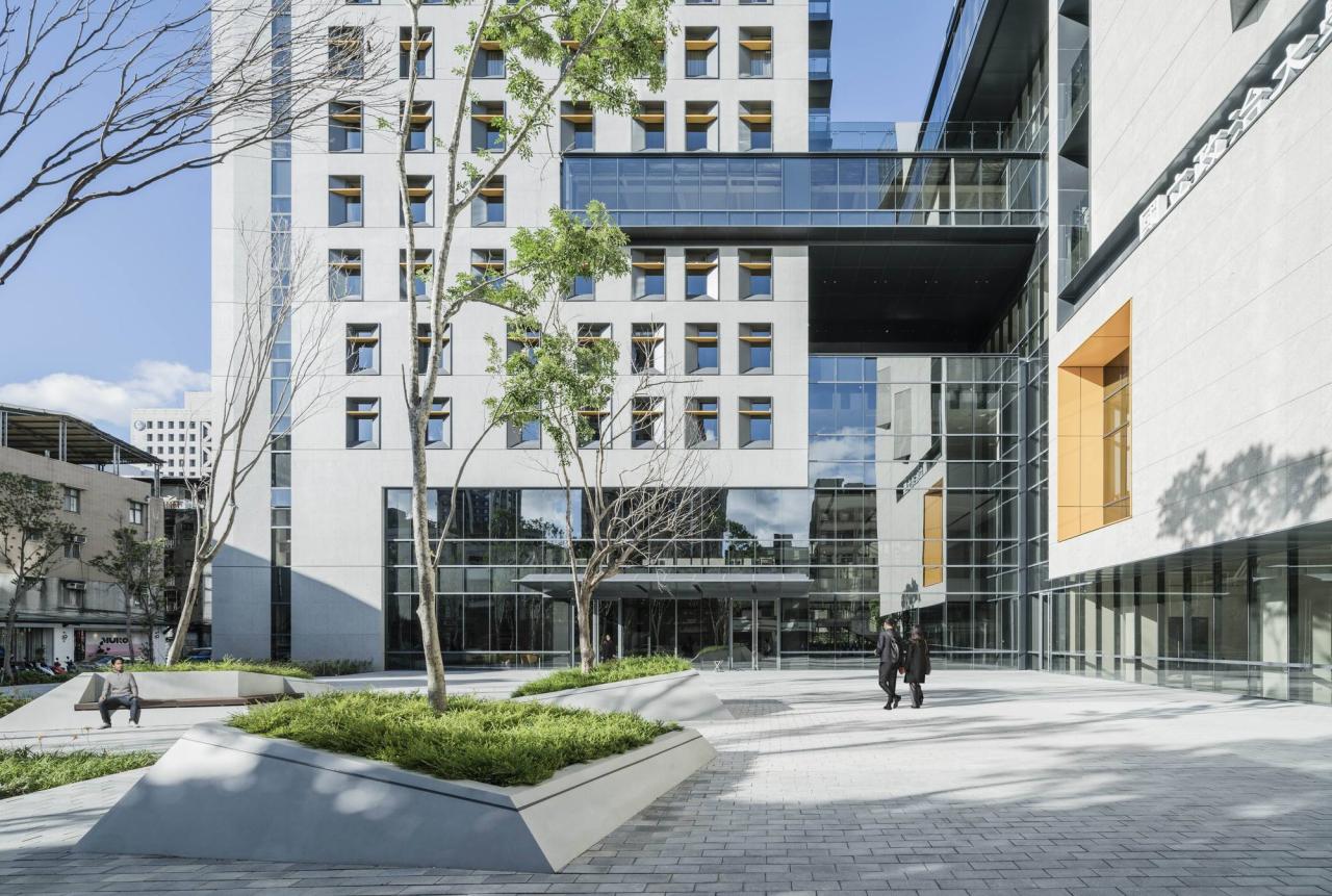 BIM建筑|政治大学公共行政及企业管理教育中心 / 潘冀联合建筑师事务所 BIM建筑|政治大学公共行政及企业管理教育中心 / 潘冀联合建筑师事务所