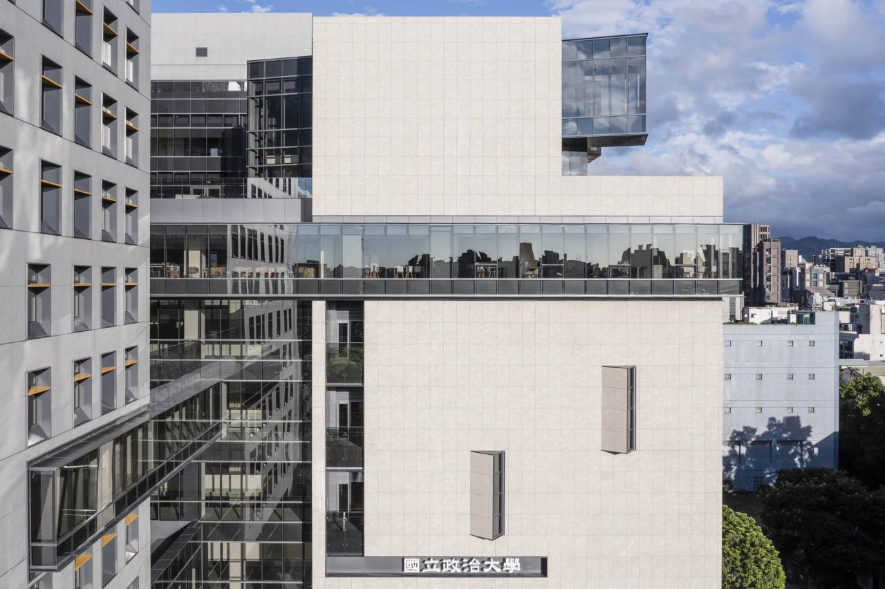 BIM建筑|政治大学公共行政及企业管理教育中心 / 潘冀联合建筑师事务所 BIM建筑|政治大学公共行政及企业管理教育中心 / 潘冀联合建筑师事务所